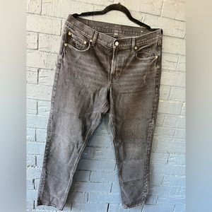 American Eagle 90’s Skinny Size 12 Black